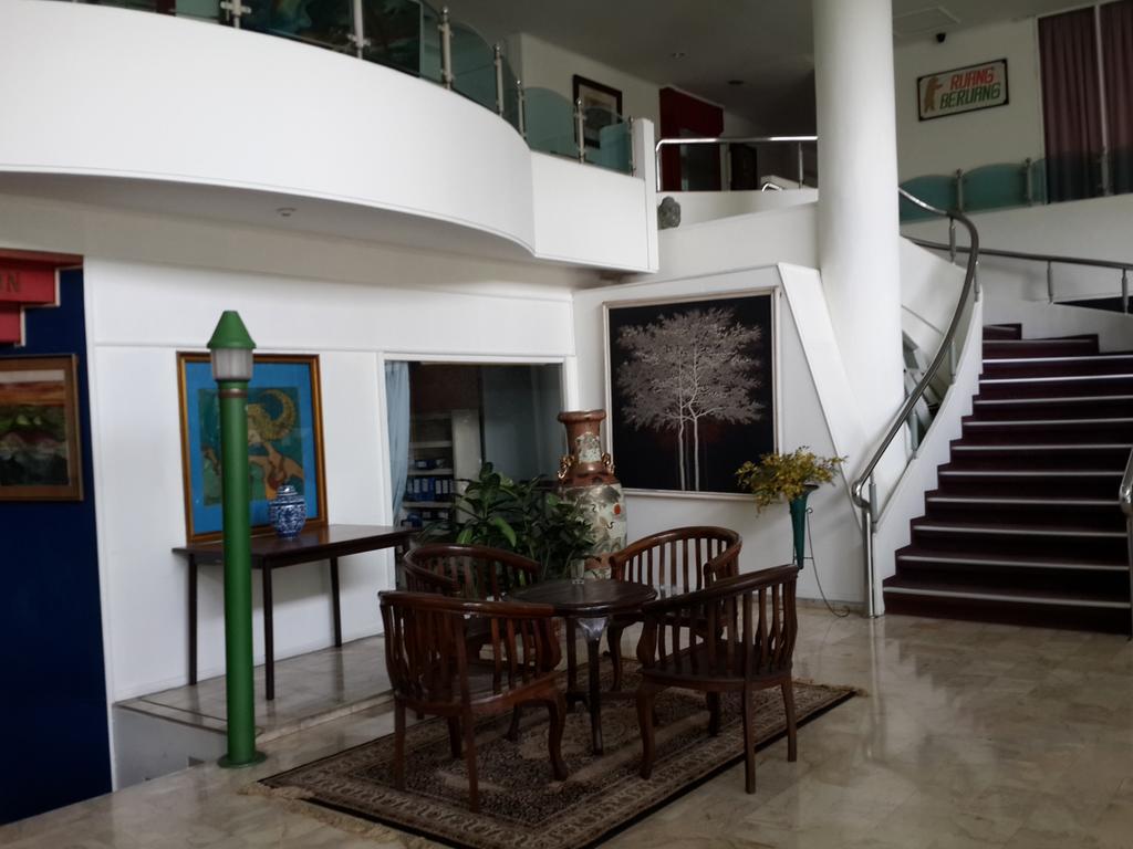 Reddoorz Plus Near Kebayoran Baru Blok S Jakarta Eksteriør bilde